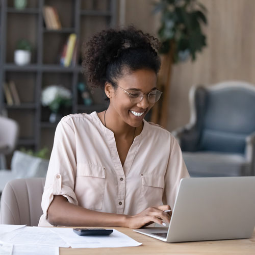 WomanEarlyPay